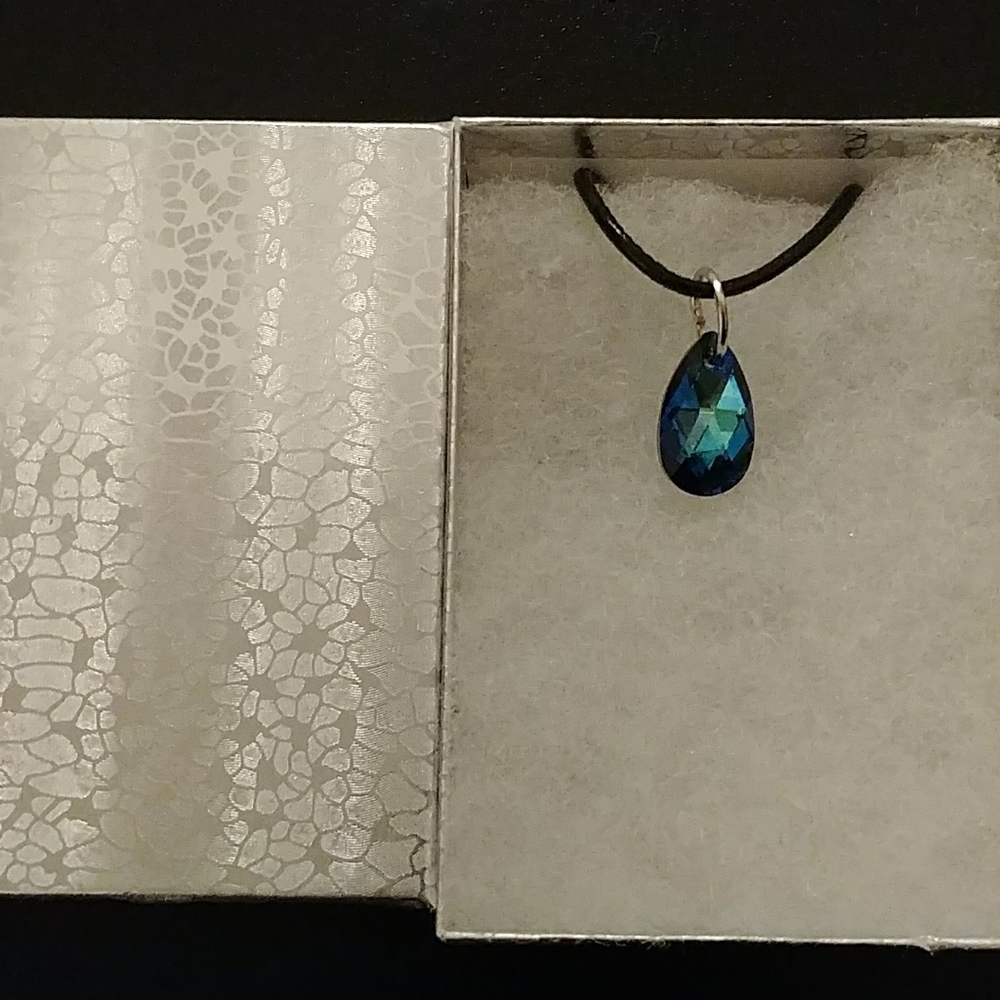 Neptune Blue Crystal Teardrop Necklace - Picture 6 of 8